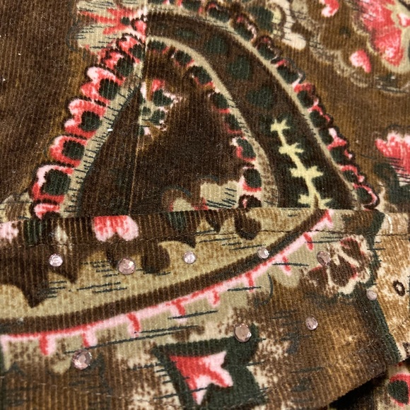 Larry Levine Short Jacket with brown and pink floral and paisley design. - Picture 11 of 12